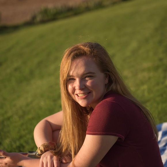 Meet your Posher, Annie - Picture 1 of 1